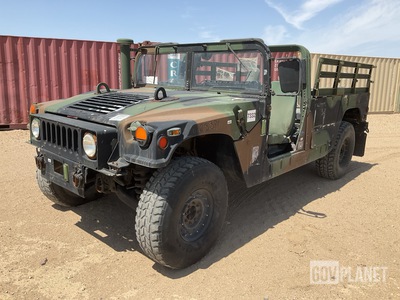 2007 AM General M1152 HMMWV 2 Door w/Truck Body
