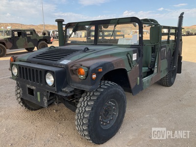 2007 AM General M1152 HMMWV 2 Door w/Truck Body