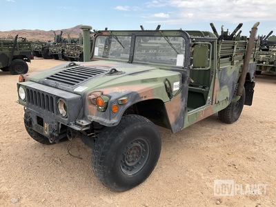 2006 AM General M1152 HMMWV 2 Door w/Truck Body