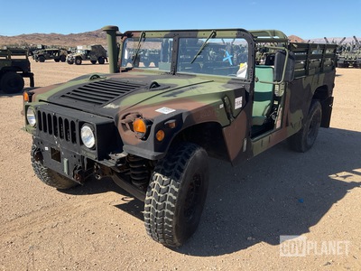 2006 AM General M1152 HMMWV 2 Door w/Truck Body