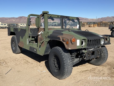 2005 AM General M1123 HMMWV 2 Door w/Truck Body