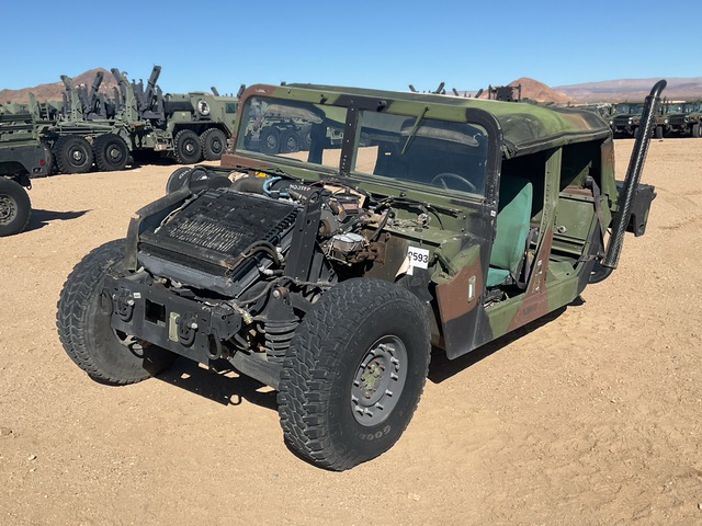 AM General M1123 HMMWV 4 Door Soft Top w/Truck Body AM General M1123 HMMWV 4 Door Soft Top w/Truck Body