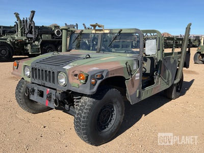 2004 AM General M1123 HMMWV 2 Door w/Truck Body