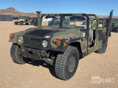 2004 AM General M1123 HMMWV 2 Door w/Truck Body
