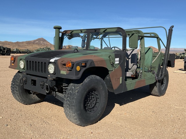 2003 AM General M1123 HMMWV 4 Door w/Truck Body 2003 AM General M1123 HMMWV 4 Door w/Truck Body