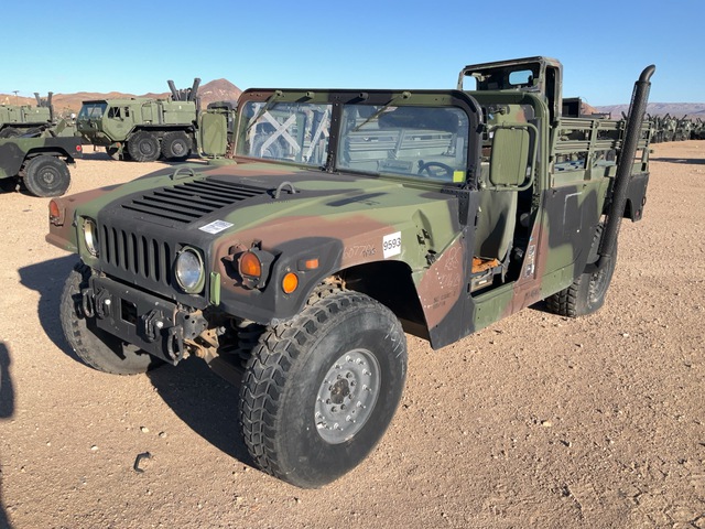 AM General M1123 HMMWV 2 Door w/Truck Body AM General M1123 HMMWV 2 Door w/Truck Body