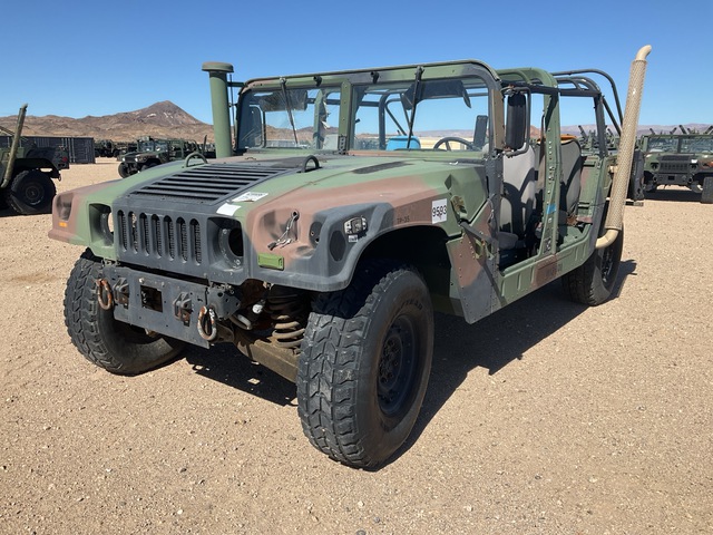2002 AM General M1123 HMMWV 4 Door w/Truck Body 2002 AM General M1123 HMMWV 4 Door w/Truck Body