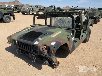 2002 AM General M1035A2 HMMWV 4 Door w/Truck Body