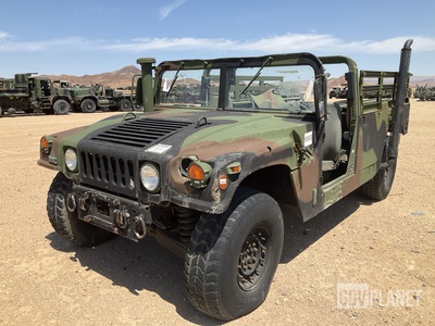 2000 AM General M1123 HMMWV 2 Door w/Truck Body