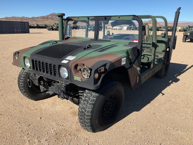 2001 AM General M1123 HMMWV 4 Door w/Truck Body 2001 AM General M1123 HMMWV 4 Door w/Truck Body