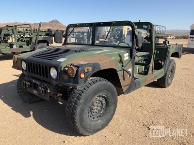 2000 AM General M1035A2 HMMWV 4 Door w/Truck Body