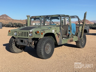 2000 AM General M1123 HMMWV 4 Door w/Truck Body