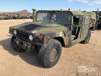 2000 AM General M1123 HMMWV 4 Door Soft Top w/Truck Body