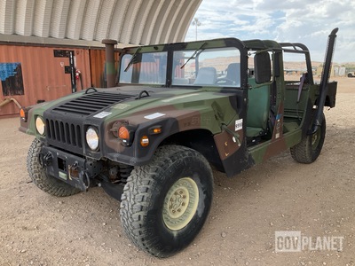 AM General M1123 HMMWV 4 Door w/Truck Body
