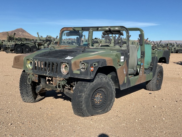 AM General M1123 HMMWV 4 Door w/Truck Body AM General M1123 HMMWV 4 Door w/Truck Body