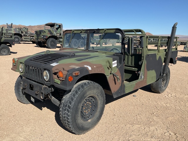 1999 AM General M1123 HMMWV 2 Door w/Truck Body 1999 AM General M1123 HMMWV 2 Door w/Truck Body