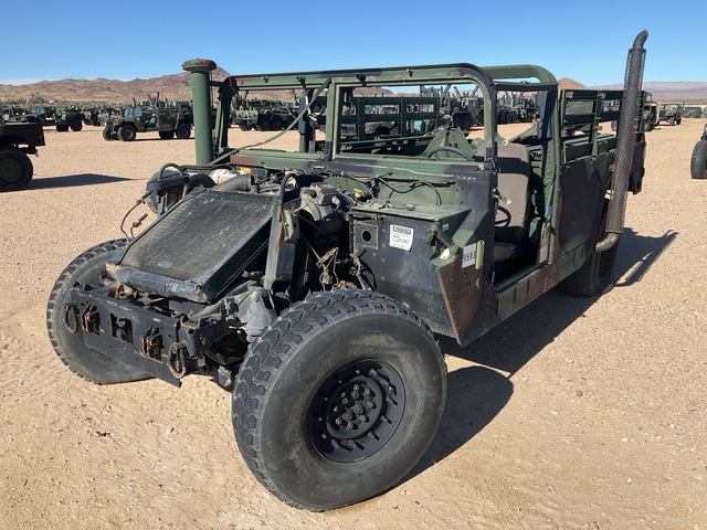 AM General M1123 HMMWV 2 Door w/Truck Body