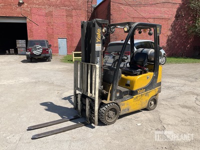 2021 Yale GLC040SVXNEAE082 3750 lb Cushion Tire Forklift