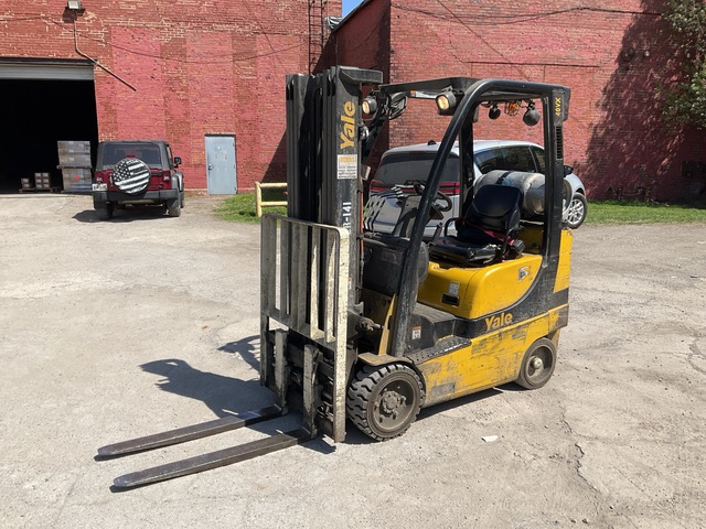2021 Yale GLC040SVXNEAE082 3750 lb Cushion Tire Forklift 2021 Yale GLC040SVXNEAE082 3750 lb Cushion Tire Forklift