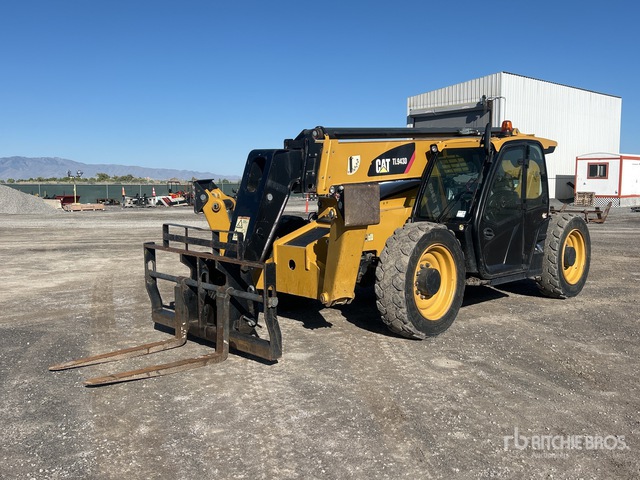2017 Cat TL943D Telehandler | Ritchie Bros. Auctioneers
