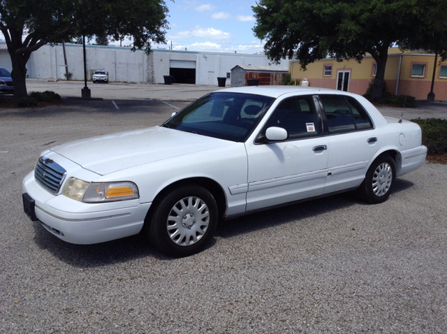 2000 Ford Crown Victoria 2000 Ford Crown Victoria