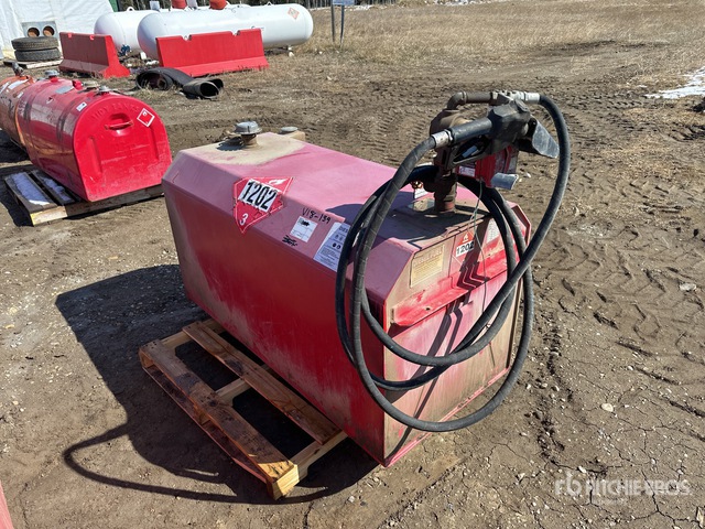 2014 Westeel 800 L Steel Diesel Fuel Tank | Ritchie Bros. Auctioneers