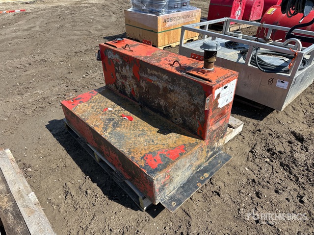 Steel Diesel Fuel Tank | Ritchie Bros. Auctioneers