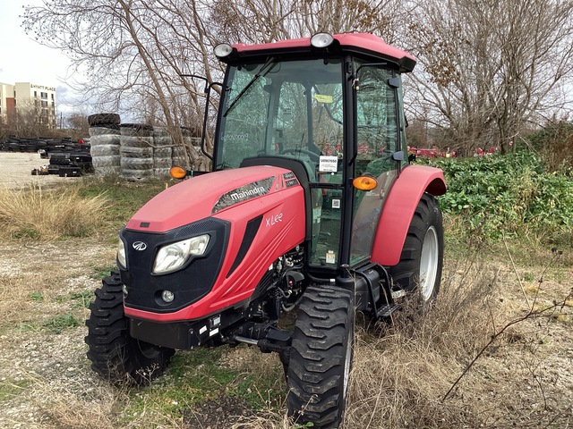 2019 Mahindra 2660SP 4WD Utility Tractor (Inoperable)