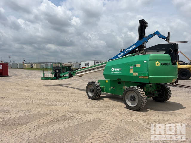 ELEVADOR TELESCóPICO 2015 JLG 4WD 660SJ