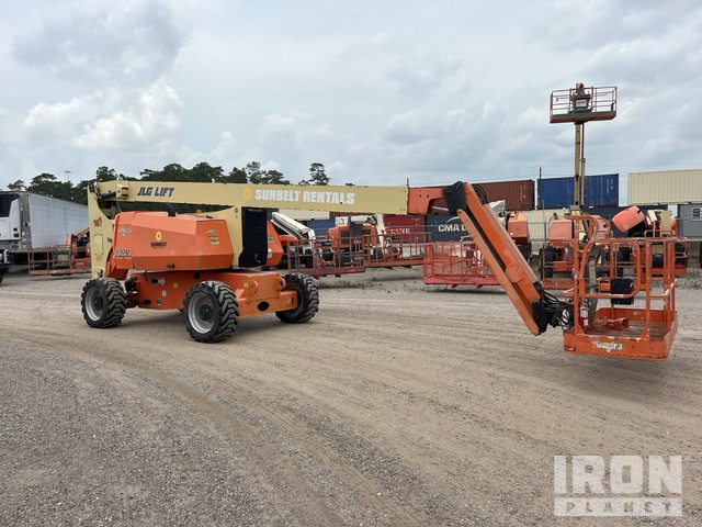 ELEVADOR ARTICULADO 2017 JLG 4WD 800AJ