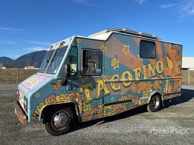 2005 Workhorse P42 4x2 Camion-Restaurant