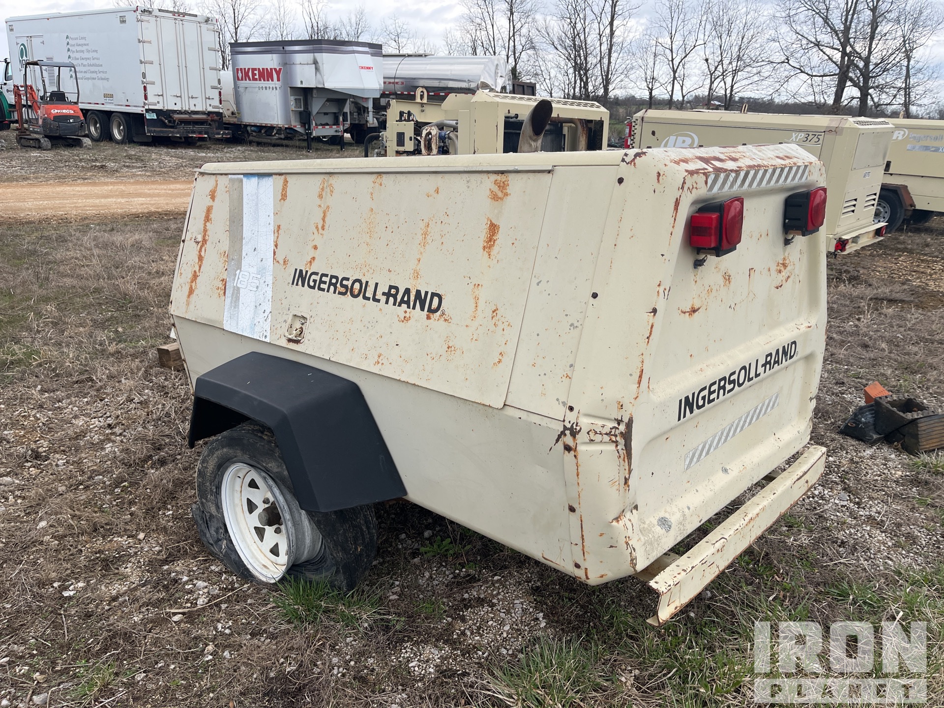 1990 Ingersoll Rand 185 Mobile Air Compressor (Inoperable