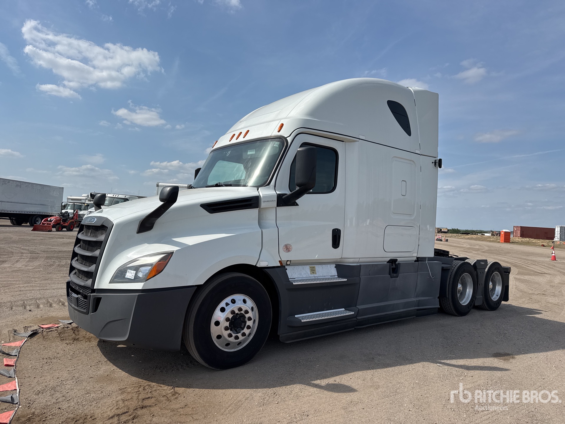 2020 Freightliner Cascadia 126 6x4 3- Achs Sattelzugmaschine mit Schlafkabine (Inoperable)