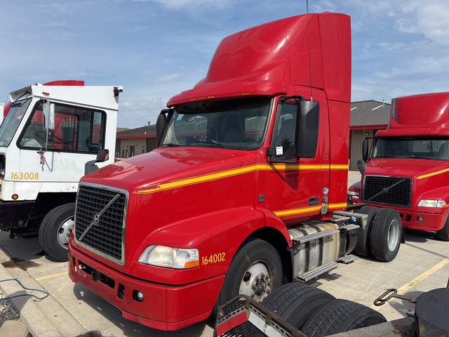 2016 Volvo VNM 4x2 S/A Day Cab Truck Tractor