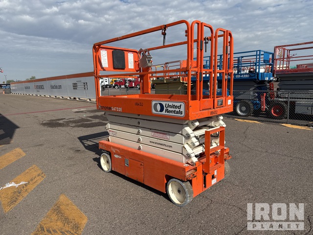 ELEVADOR TIJERA 2016 SNORKEL S4732E