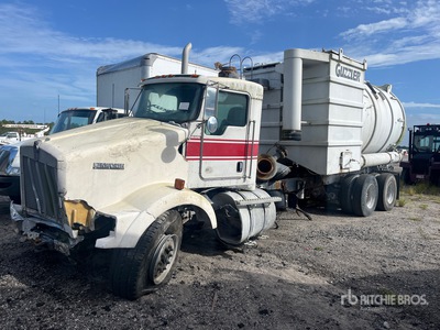 2015 Kenworth T800 6x4 Vacuum Excavator Truck (Inoperable)