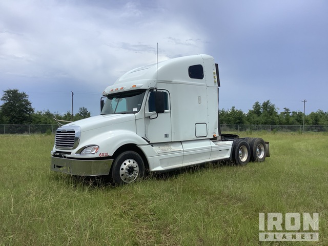 CAMIóN CAMAROTE 2016 FREIGHTLINER