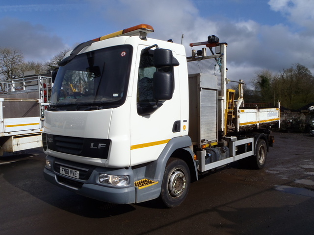 2011 DAF LF45.180 12T 4X2 3 Way Tipper Truck 2011 DAF LF45.180 12T 4X2 3 Way Tipper Truck