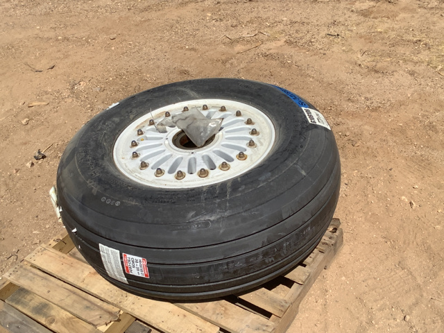 Bridgestone H44.5 x 16.5-21 Aircraft Tire w/Wheel