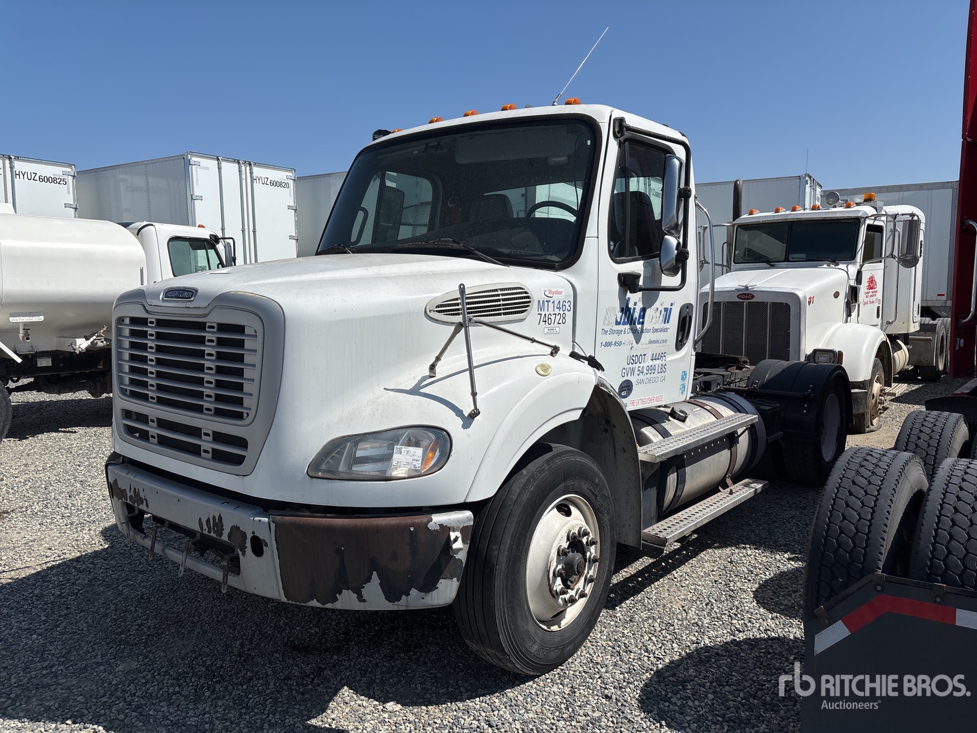 2015 Freightliner M2 112 4x2 Day Cab Truck Tractor (Inoperable)