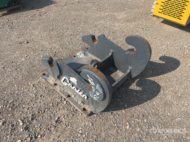 Garier Garier 24 in Q/C Hydraulic Breaker Attachment Mounting Plate (Unused ...