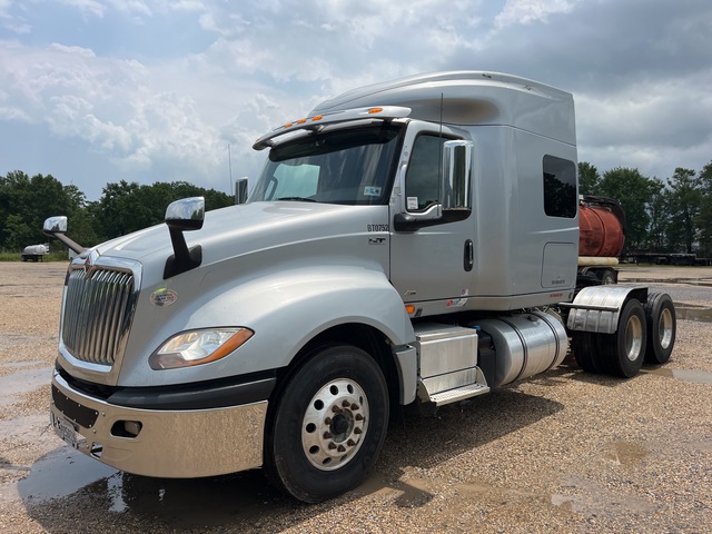 2019 International LT625 6x4 T/A Sleeper Truck Tractor