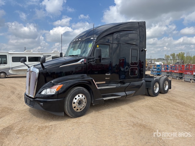 2022 Kenworth T680 6x4 T/A Sleeper Truck Tractor | Ritchie Bros ...