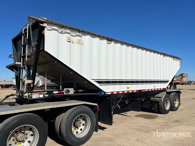 2015 Doepker 59A 30 ft Super B-Train Pup Belly Dump Grain Trailer ...