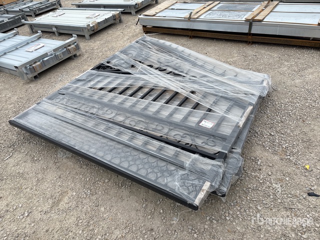 14 ft x 8 ft Wrought Iron Bi-Parting Driveway Gate (Unused) | Ritchie ...