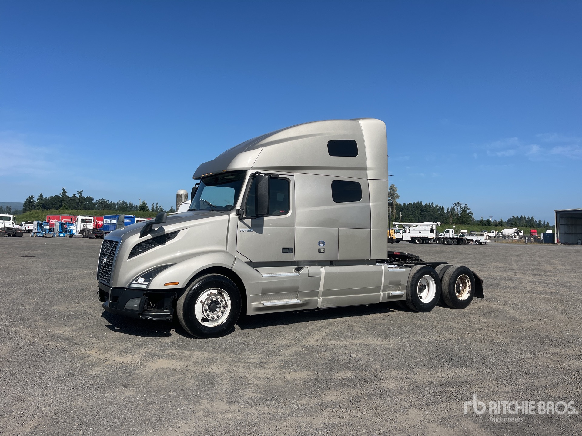 2020 Volvo VNL760 6x4 تراكتور شاحنة كابينة النوم (ثنائية المحور)