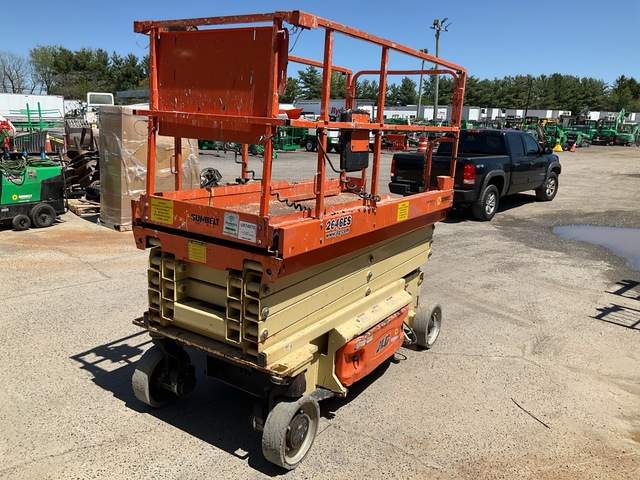 2016 JLG 2646ES
