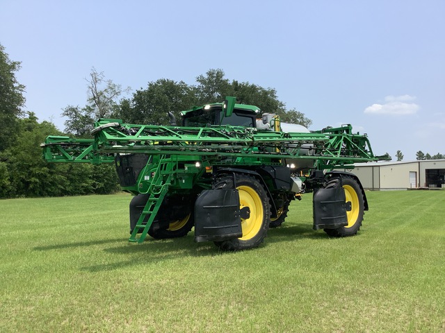 2022 Deere 616R 4x4 High Clearance Self-Propelled Sprayer
