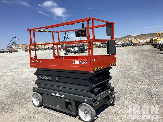 ELEVADOR TIJERA 2014 SKYJACK SJIII4632