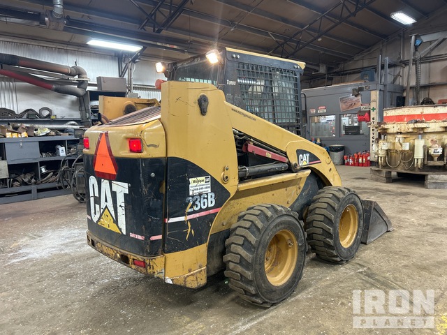 Cat 236B Skid Steer Loader in Plainwell, Michigan, United States ...